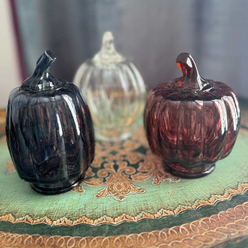 Target Bulleyes fluted, Glass 🎃 3/ Pumpkins 🎃 Decor